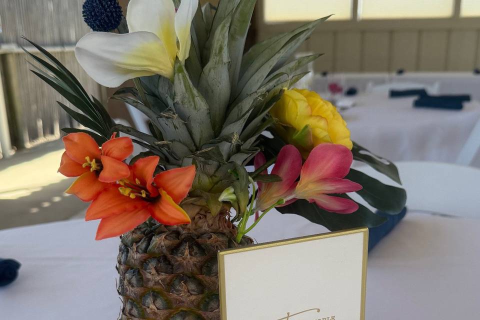 custom center pieces