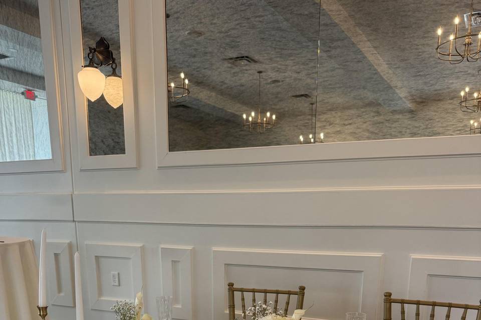 sweetheart table