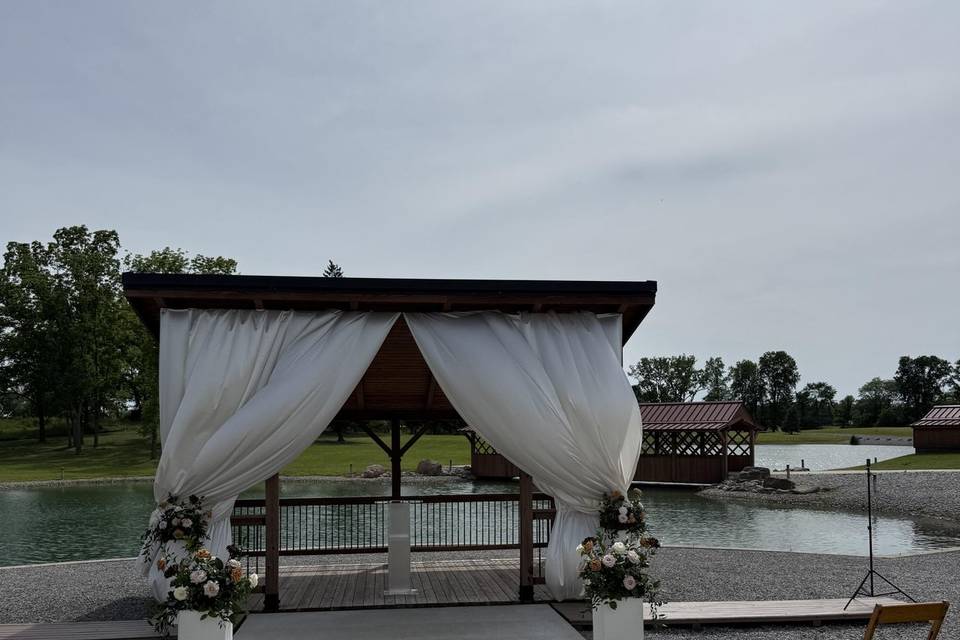 ceremony arch