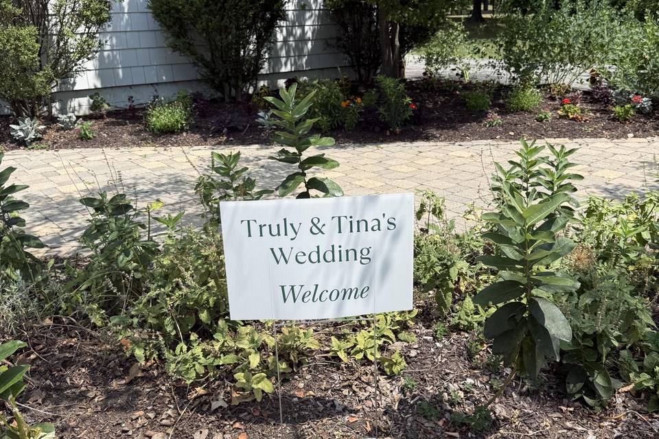 entry sign