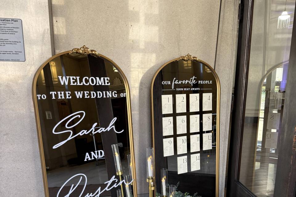 welcome sign