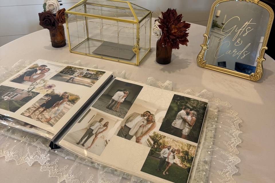 gift table
