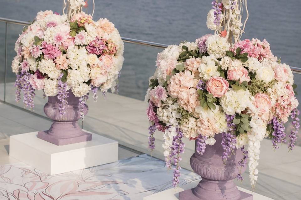 Sam set table