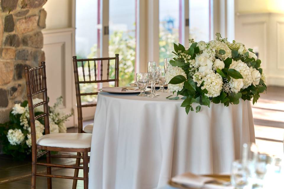 Sweetheart table