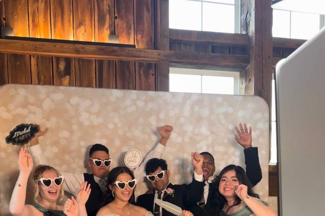 VitaNova Photo Booths