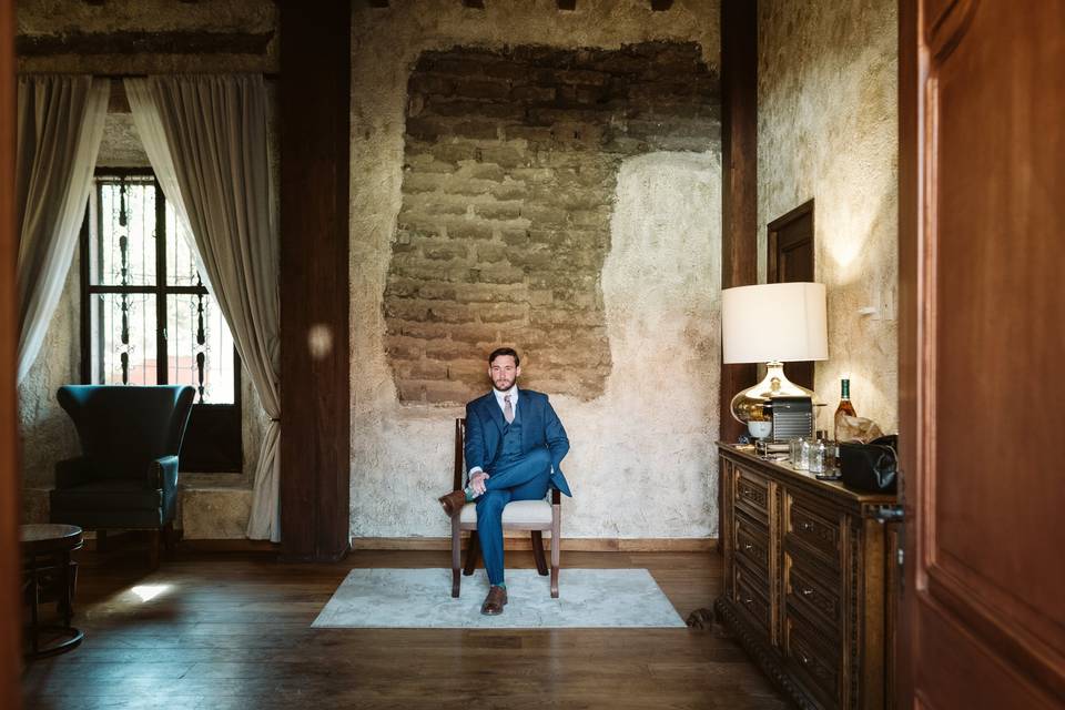 Groom