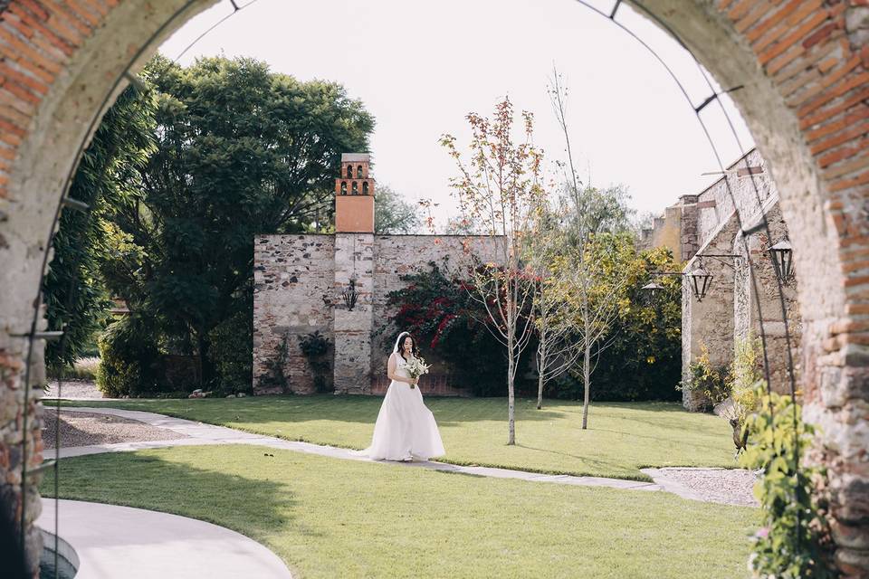 Bride
