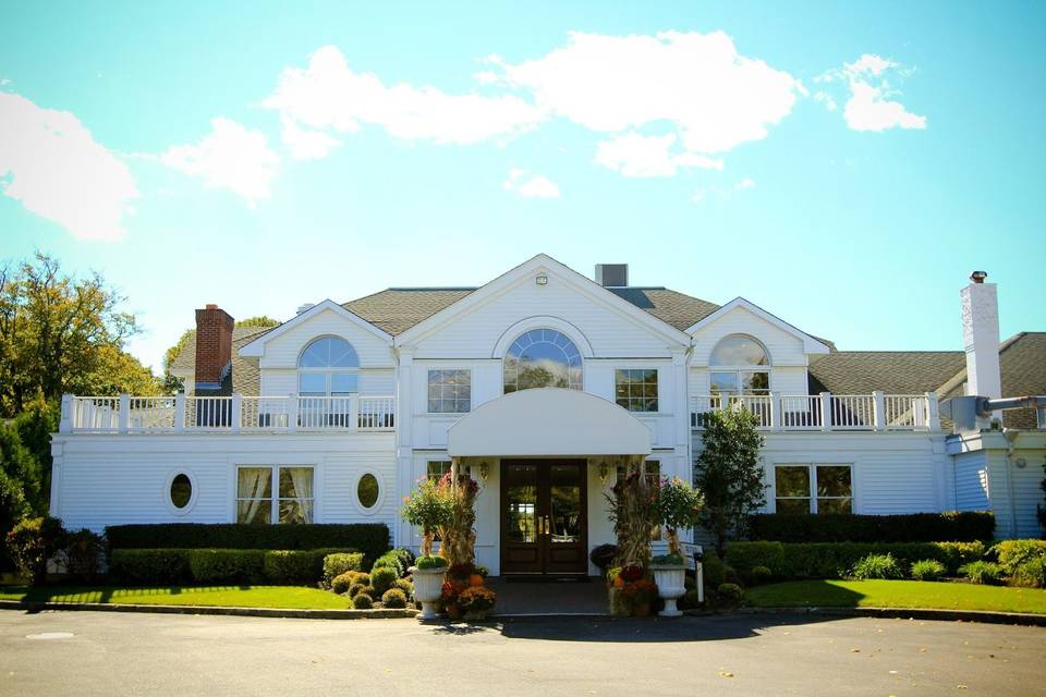 Bellport Country Club Front