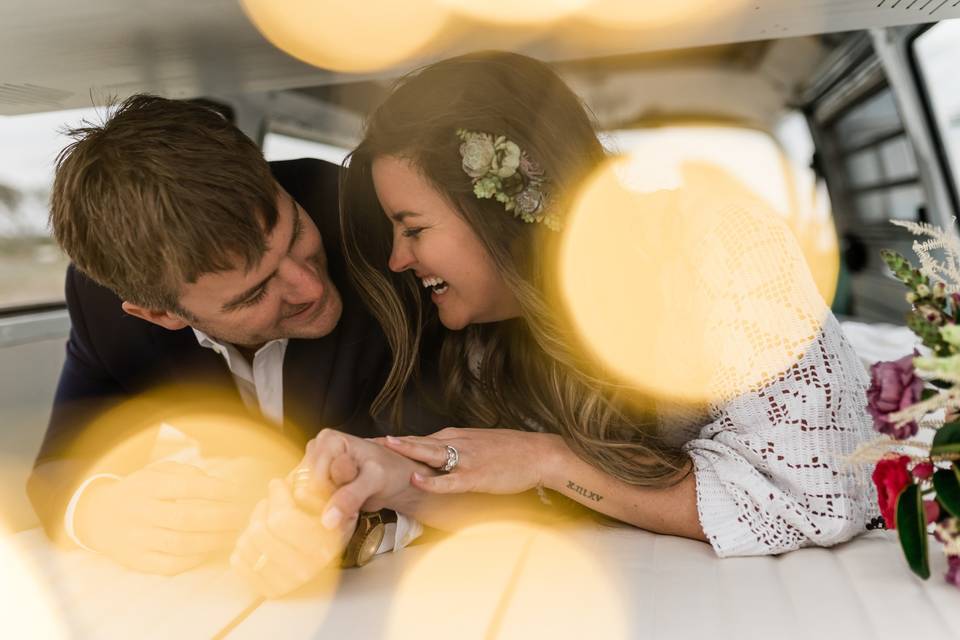 VW BUS Wedding