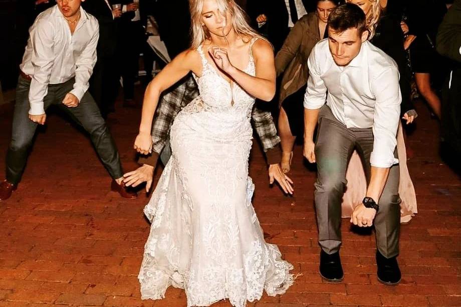 Bride is getting down!
