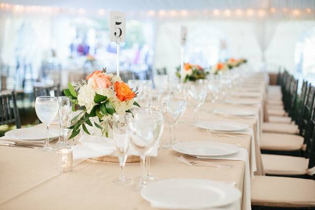 Hendry House: tent wedding