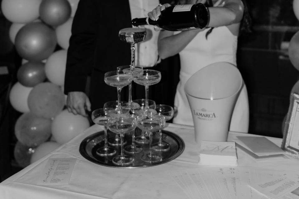 Champagne tower