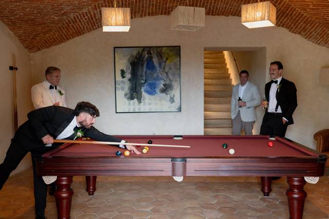 Pool table