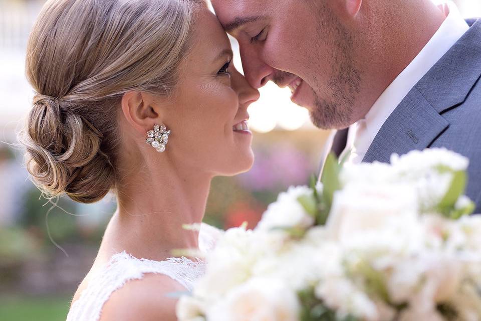 Holding the bouquet