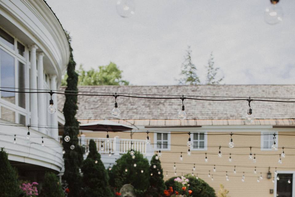 Courtyard Gardens Ceremony