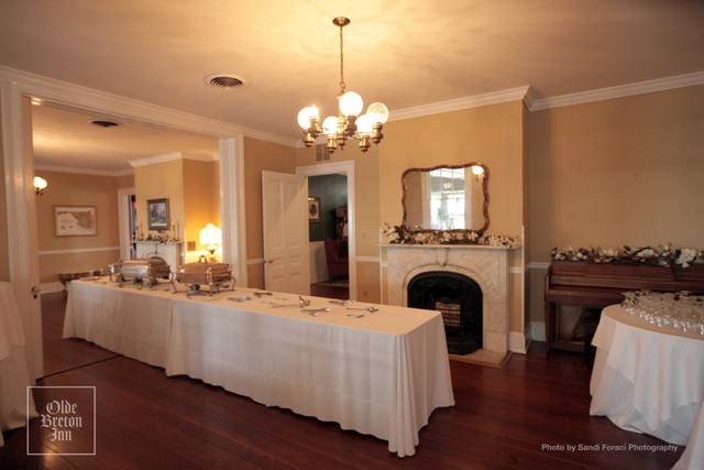 Buffett Room