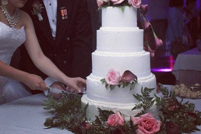 Cake cutting