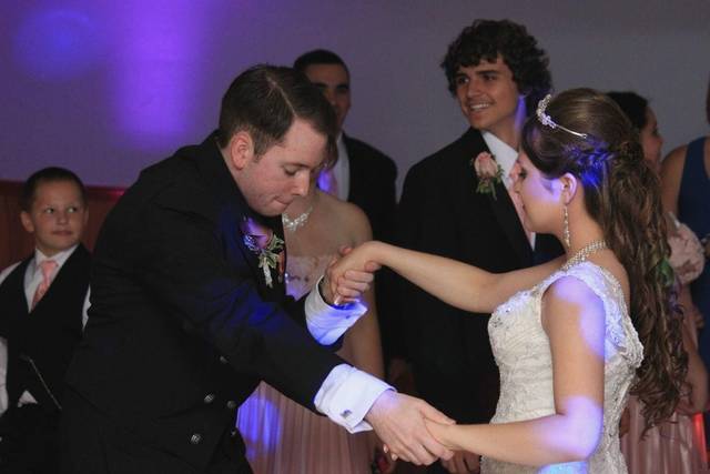 Newlyweds dancing