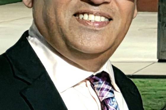Pastor Lee