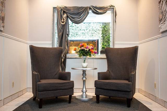 Lounge area