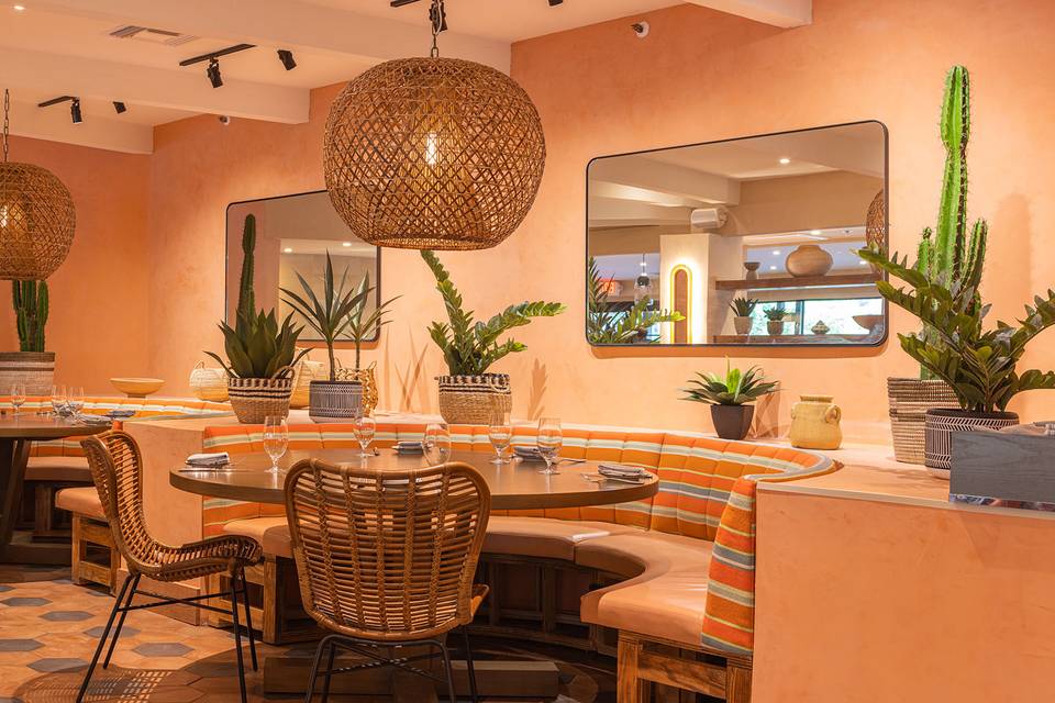 New Lucida Kitchen & Bar