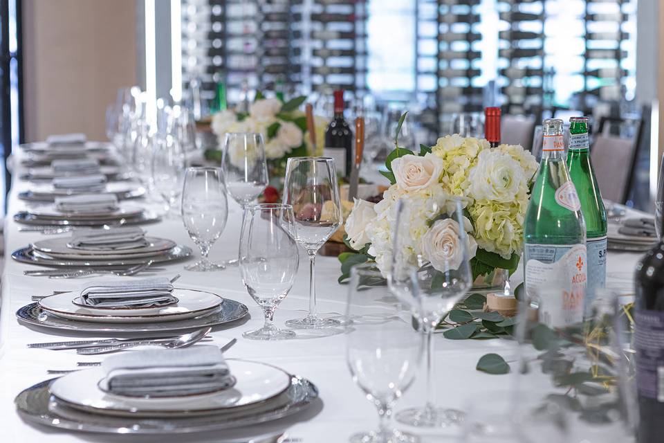 Banquet setting