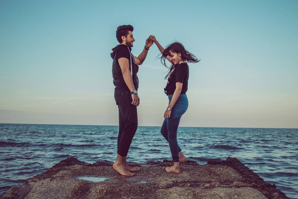 Dancin' by the sea