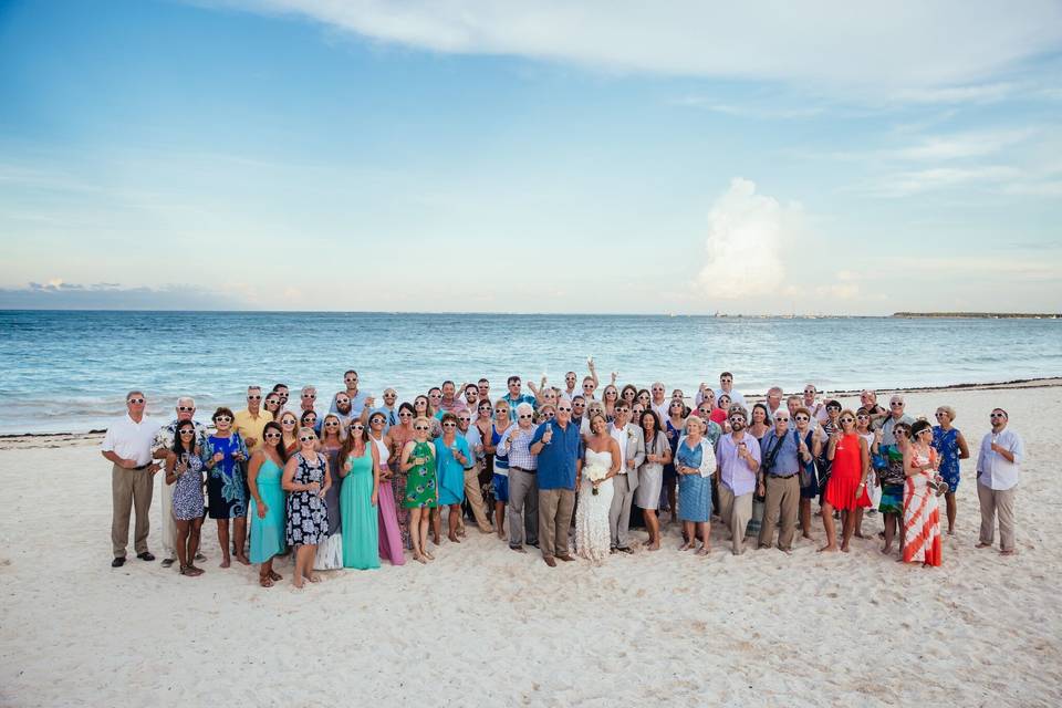 Happy wedding party at Paradisus Palma Real in Punta Cana