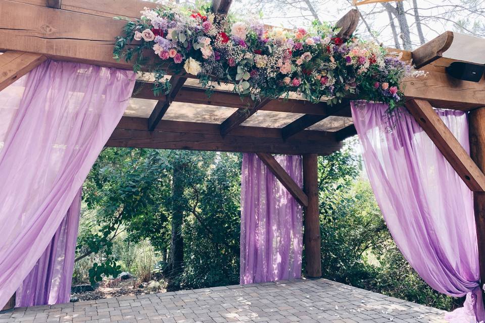 Ceremony Draping and Floral