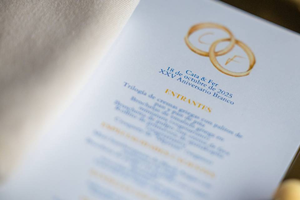 Cata&FerannyversaryinMykonos
