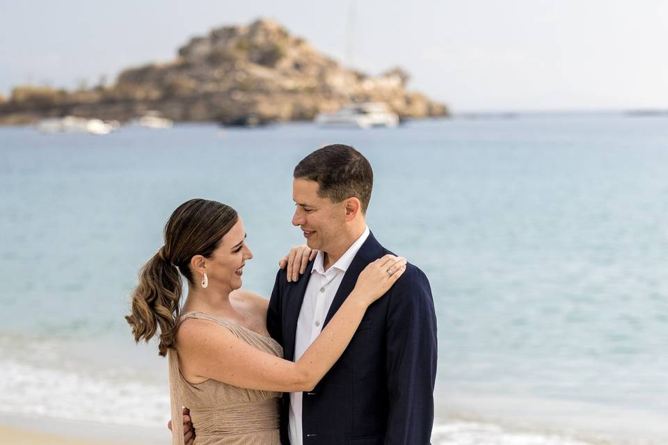 Cata&FerannyversaryinMykonos