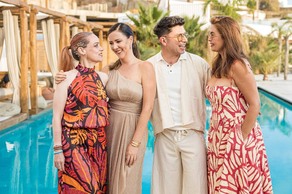 Cata&FerannyversaryinMykonos