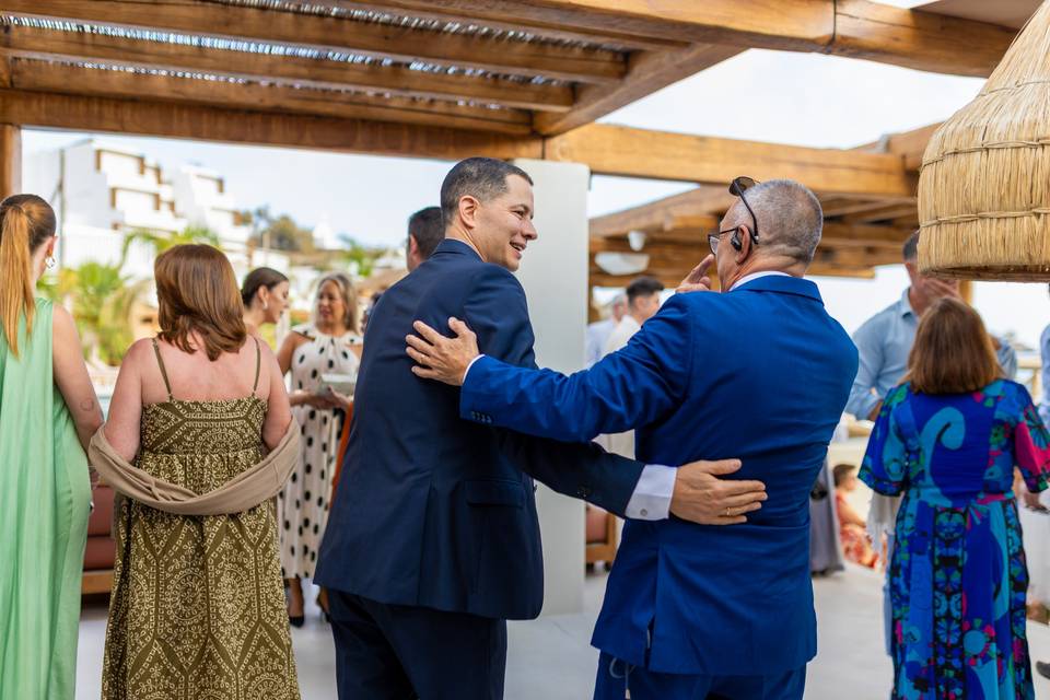 Cata&FerannyversaryinMykonos