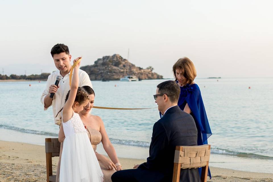 Cata&FerannyversaryinMykonos