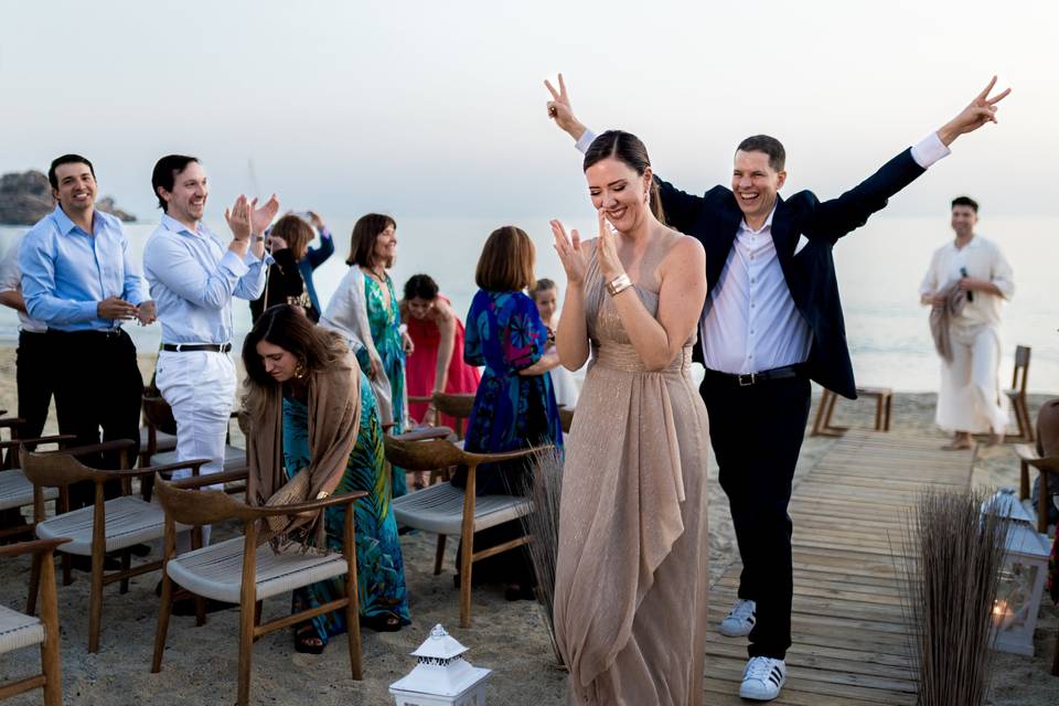 Cata&FerannyversaryinMykonos