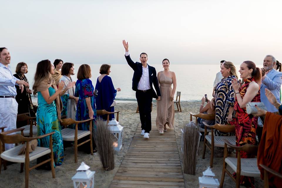 Cata&FerannyversaryinMykonos