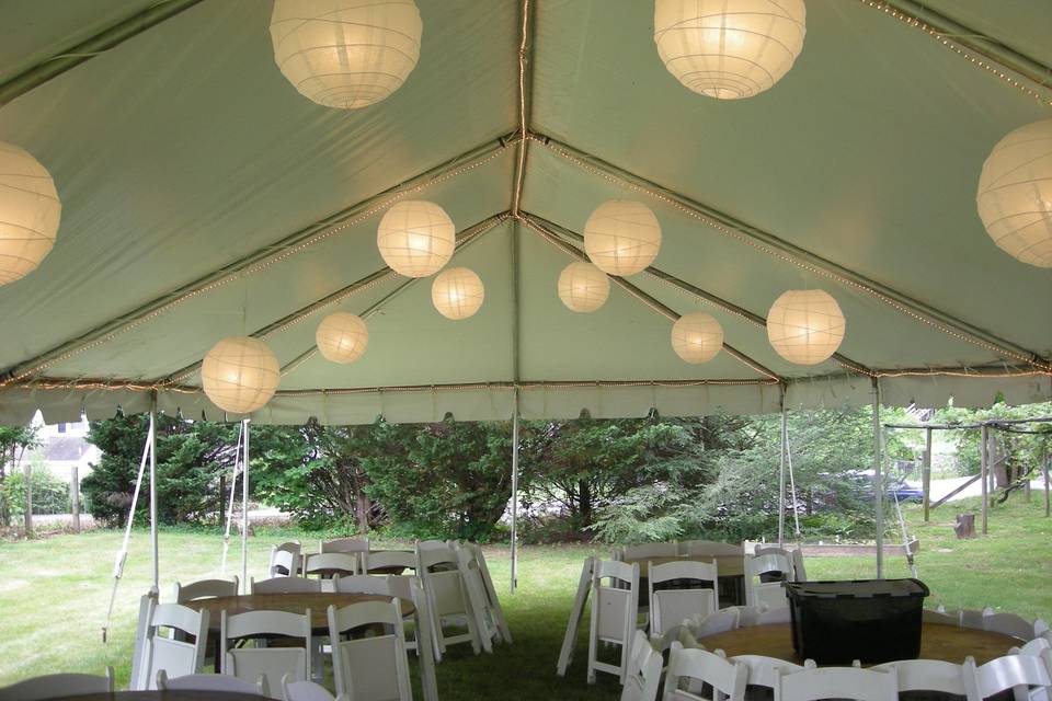 20x40 frame canopy with paper lanterns