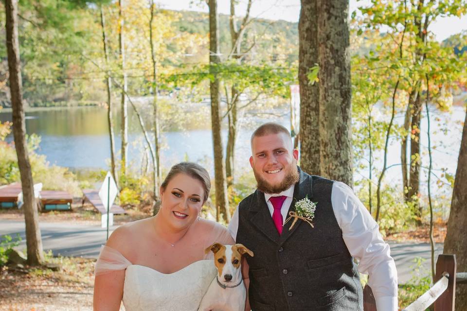 Wedding with dogs, rustic