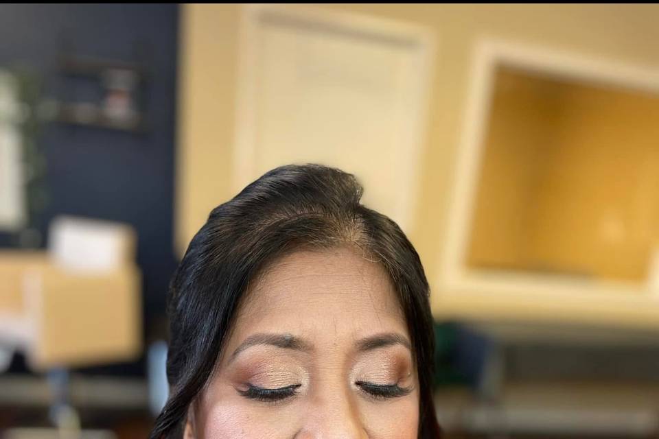 Christmas party makeup