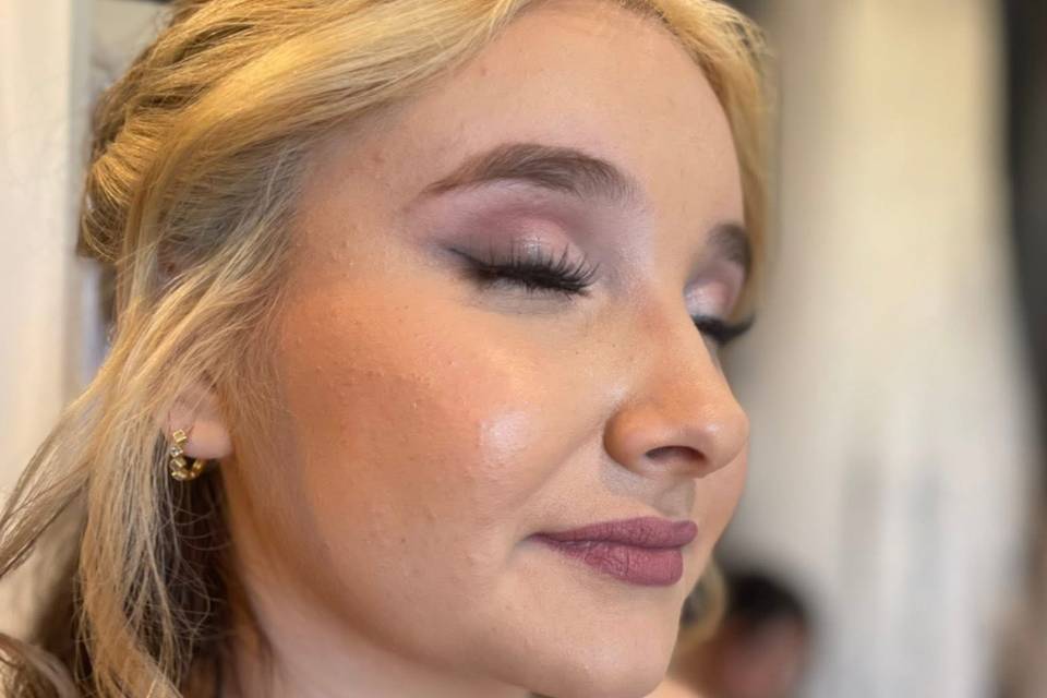 Bridesmaids makeup