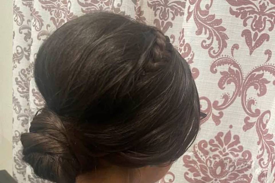 Flower girl hair