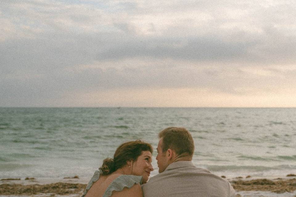 Honeymoon island engagement