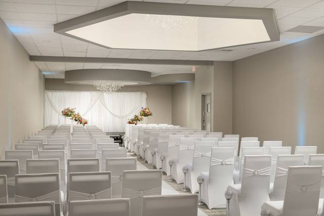The North Shore Ballroom at Four Points Milwaukee
