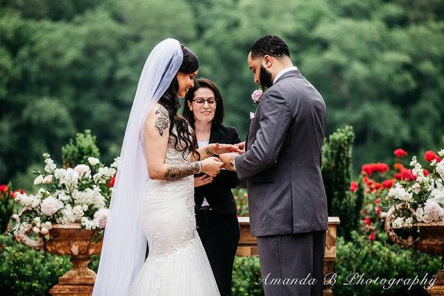 The Last Minute Wedding Officiant