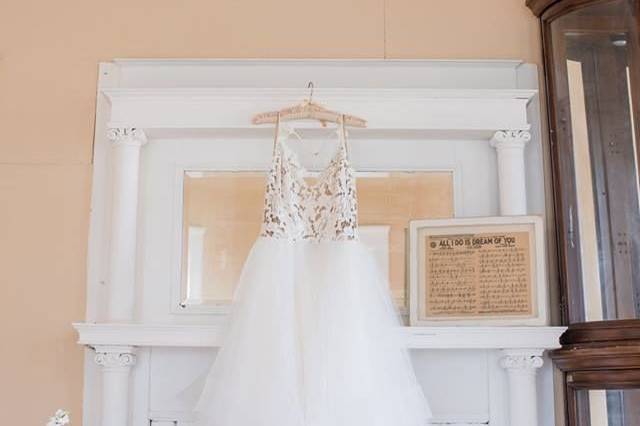 Bride's dress