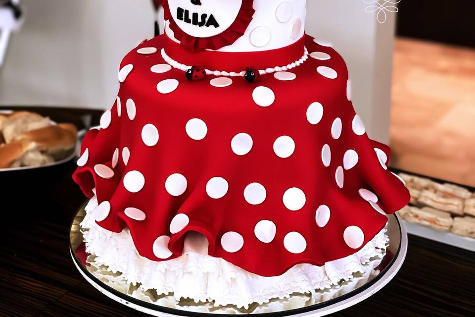 Minnie Mouse cake!