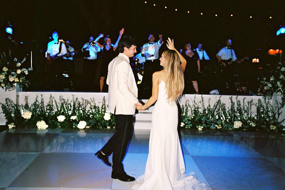 Groove Knight wedding