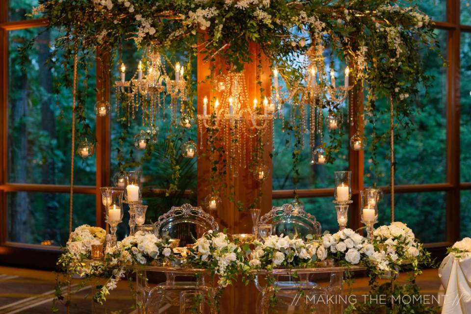 Sweetheart table