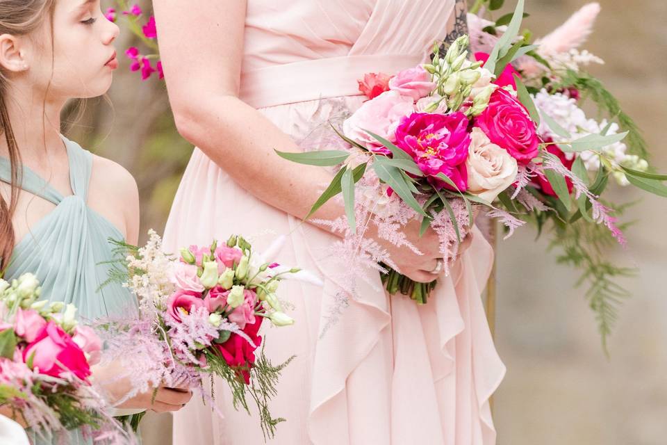 Fuchsia wedding at The Briscoe