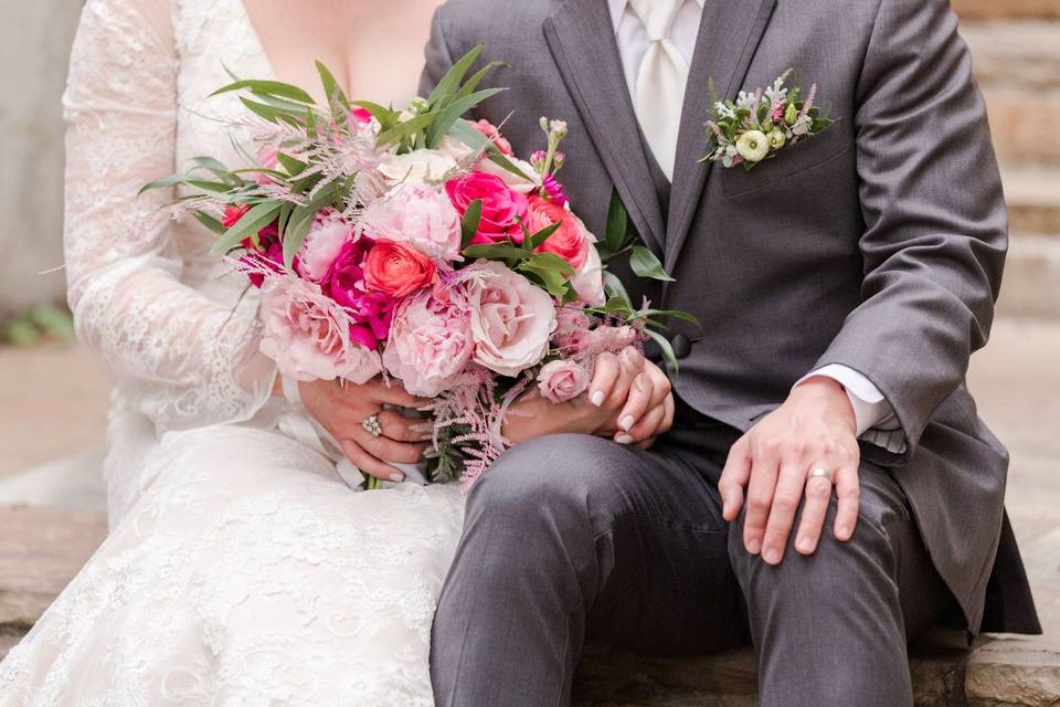 Fuchsia wedding at The Briscoe